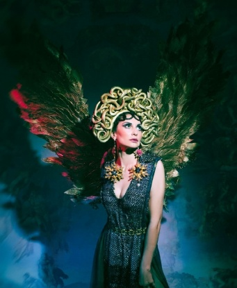 Сексуальная брюнетка готова раскрепоститься с тобой в постели. Умелые руки и стройное тело помогут тебе расслабиться и забыть обо всех заботах. Приходи, не пожалеешь! 1933, 40 лет